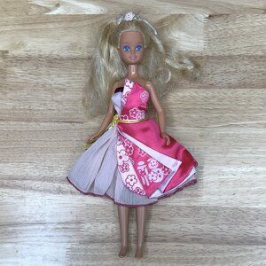 Barbie Teen Skipper Doll With Pink Asian Dress Blonde Hair Roses 1987 Vintage